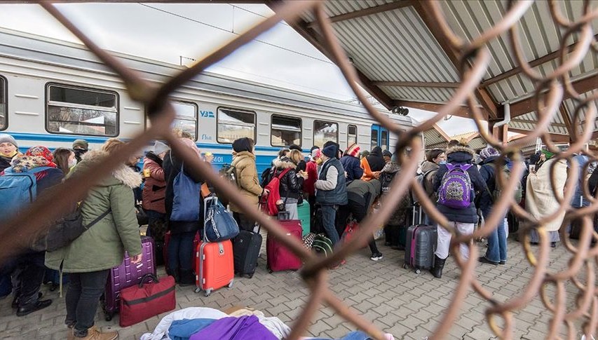 Ukraynalı gençler savaştan kaçıyor