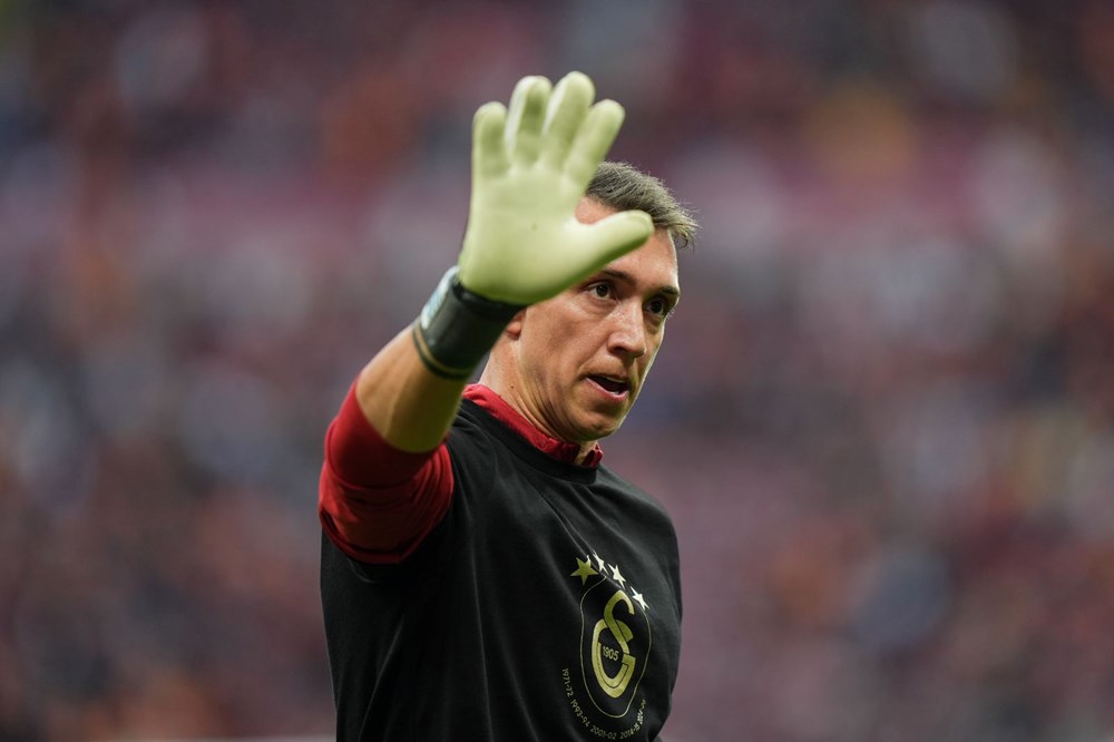 Muslera ve Mertens omuzlarda veda etti, Galatasaray kazandı! - 7
