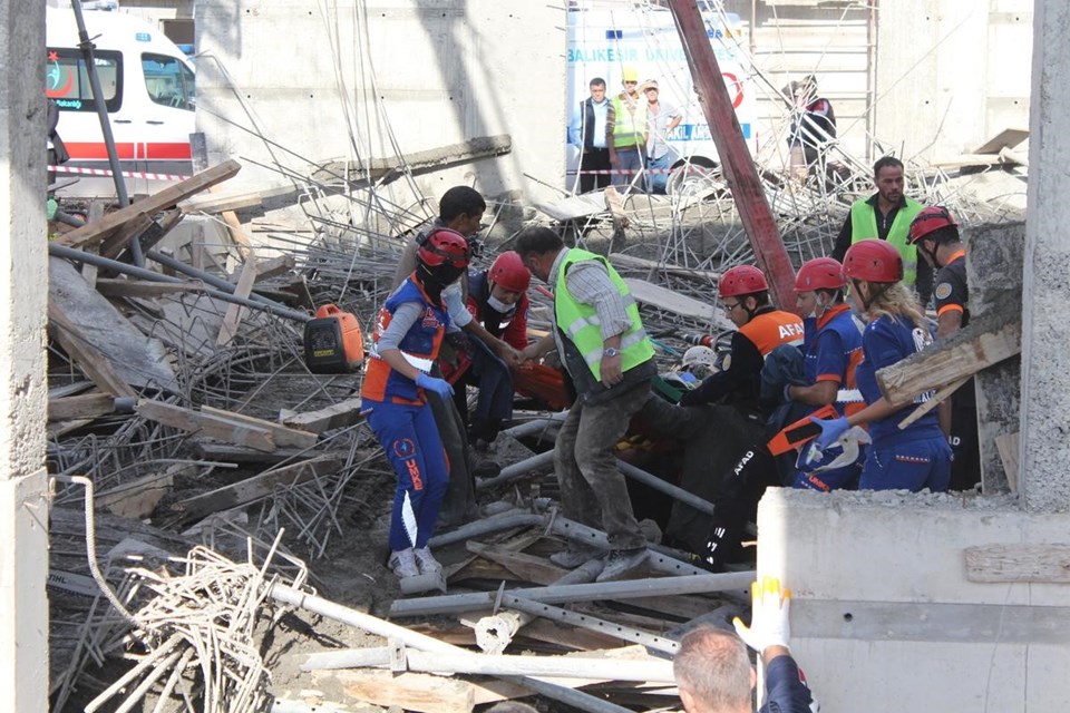 Hastane inşaatında göçük: 4 ölü - 3