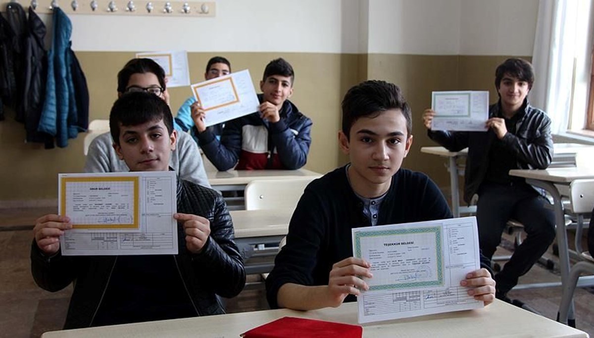 Karne günü ne zaman, okullar ne zaman kapanacak? 2024 yaz tatili için geri sayım Karne günü ne zaman, okullar ne zaman kapanacak? 2024 yaz tatili için geri sayım
