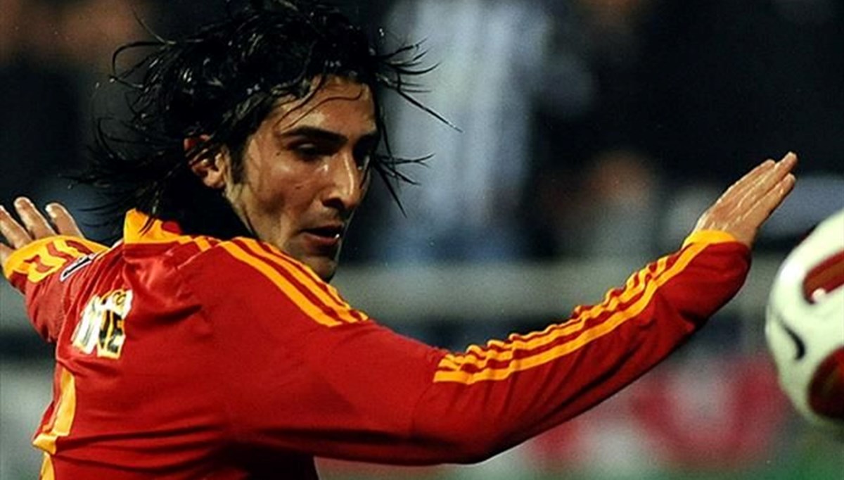 Kayserispor 5 futbolcuyu renklerine bağladı