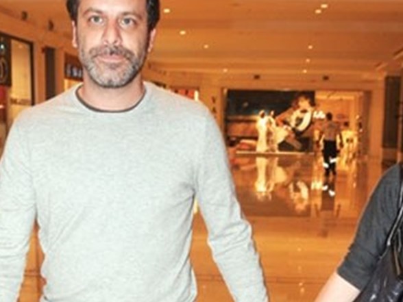 sevgilisiyle umre ye gitti magazin