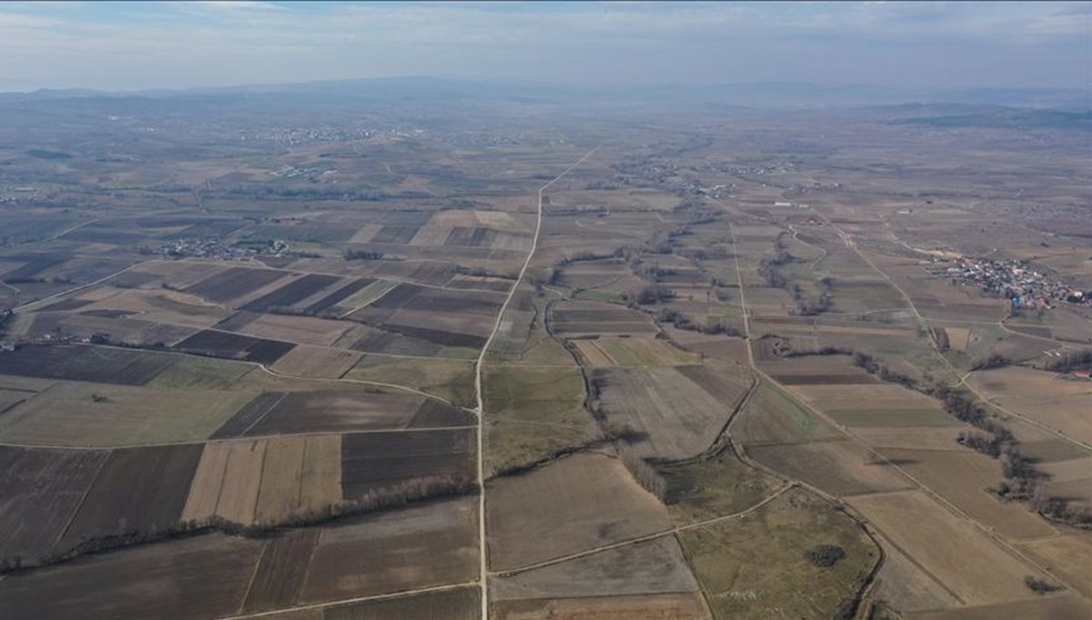 Biga'da bazı köylerde arazi toplulaştırma çalışmaları yapılacak Biga'da bazı köylerde arazi toplulaştırma çalışmaları yapılacak