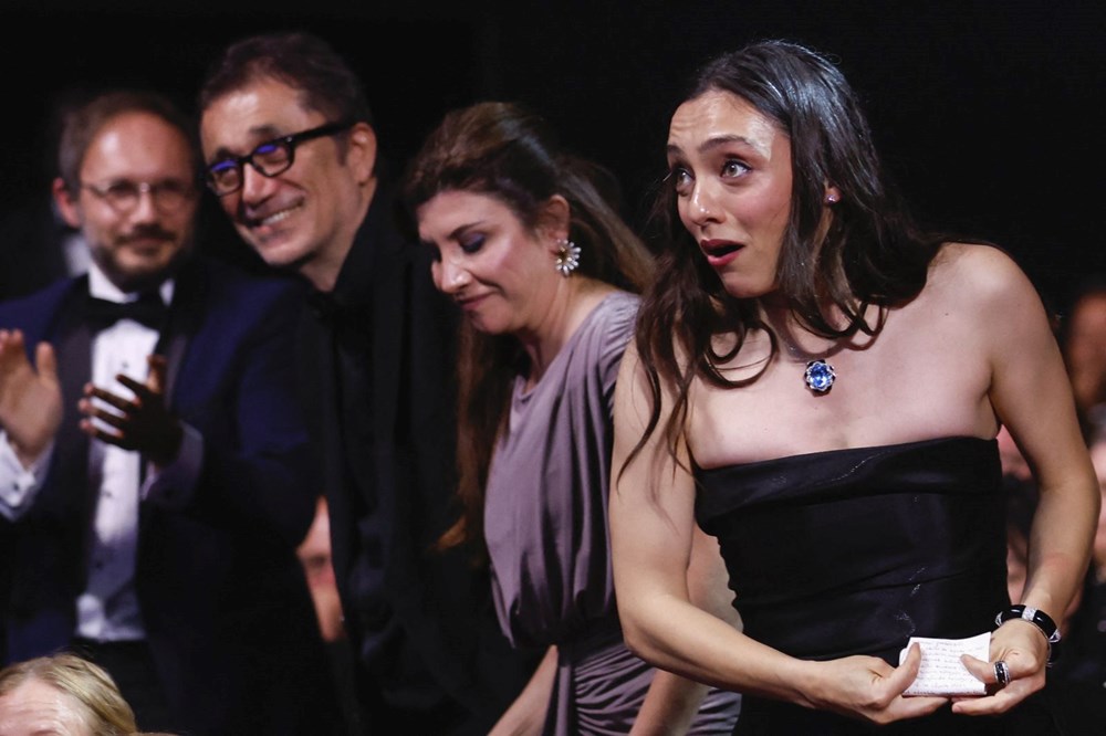Merve Dizdar Cannes Film Festivali'nde en iyi kadın oyuncu ödülünü aldı - 6