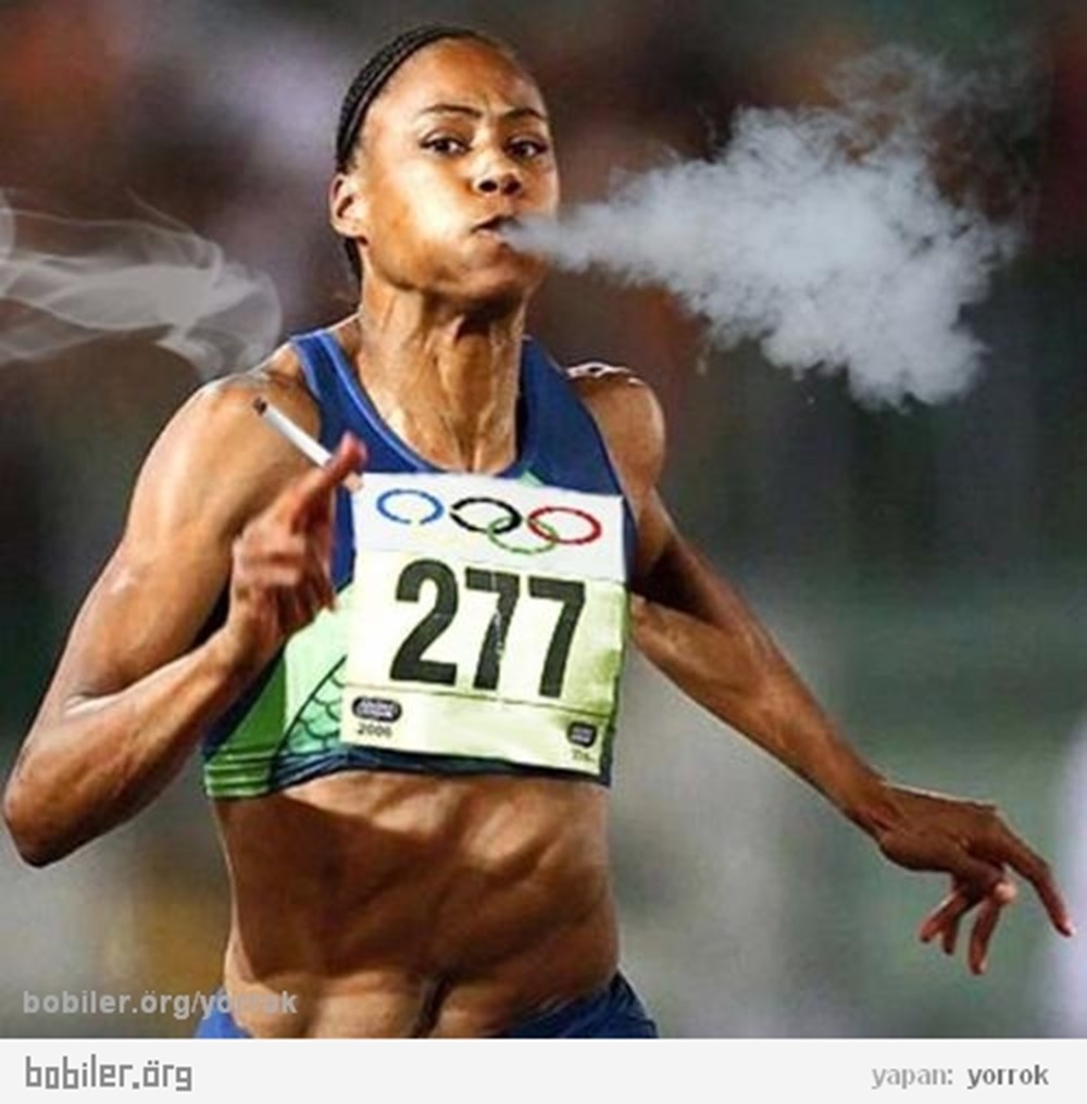 Спортсменка курит