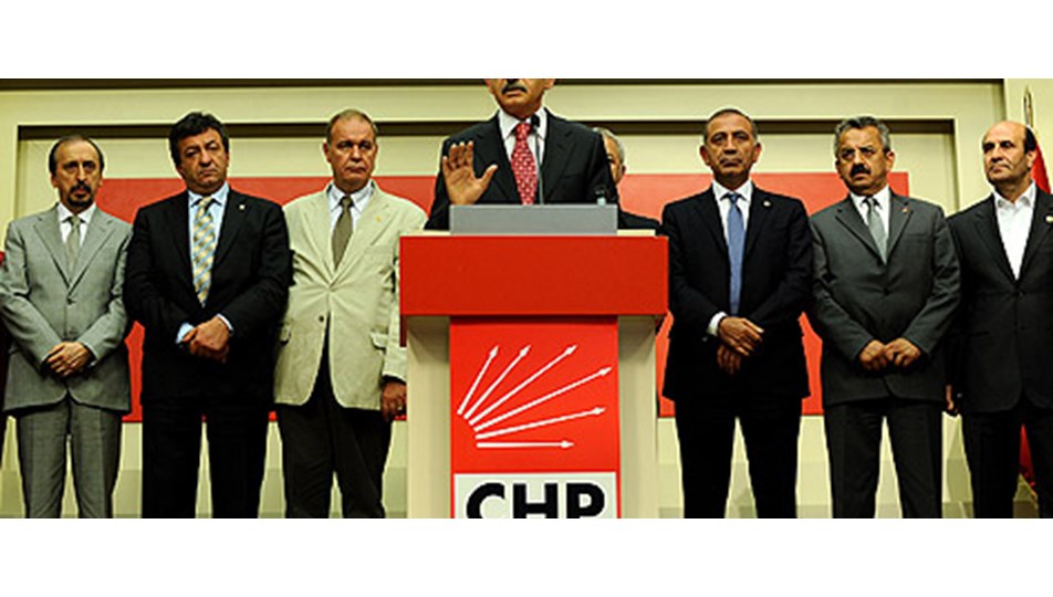 CHP yönetimi silbaştan