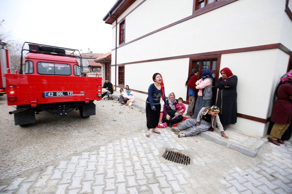 Konya'da kerpiç evde göçük: 3 ölü - 3