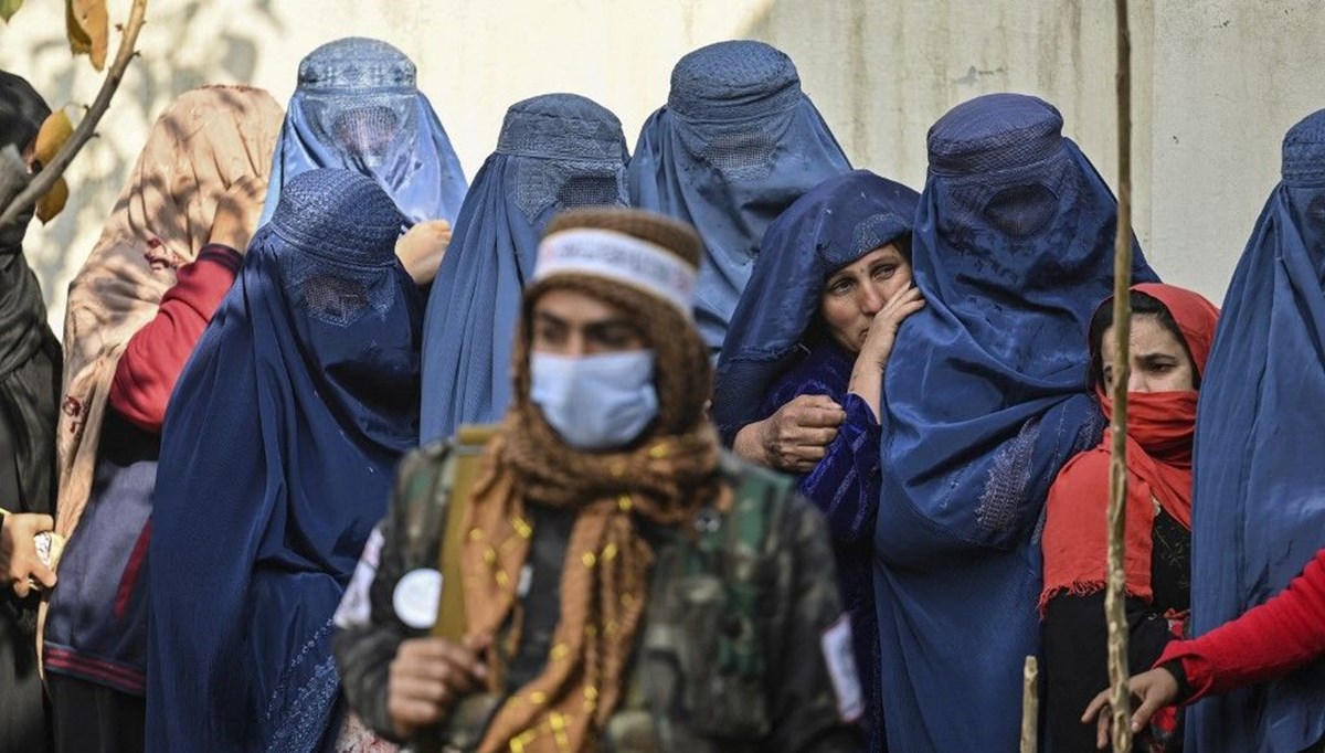 Taliban yeni kanunlarını açıkladı: Kadınlar eşlerini seçebilir