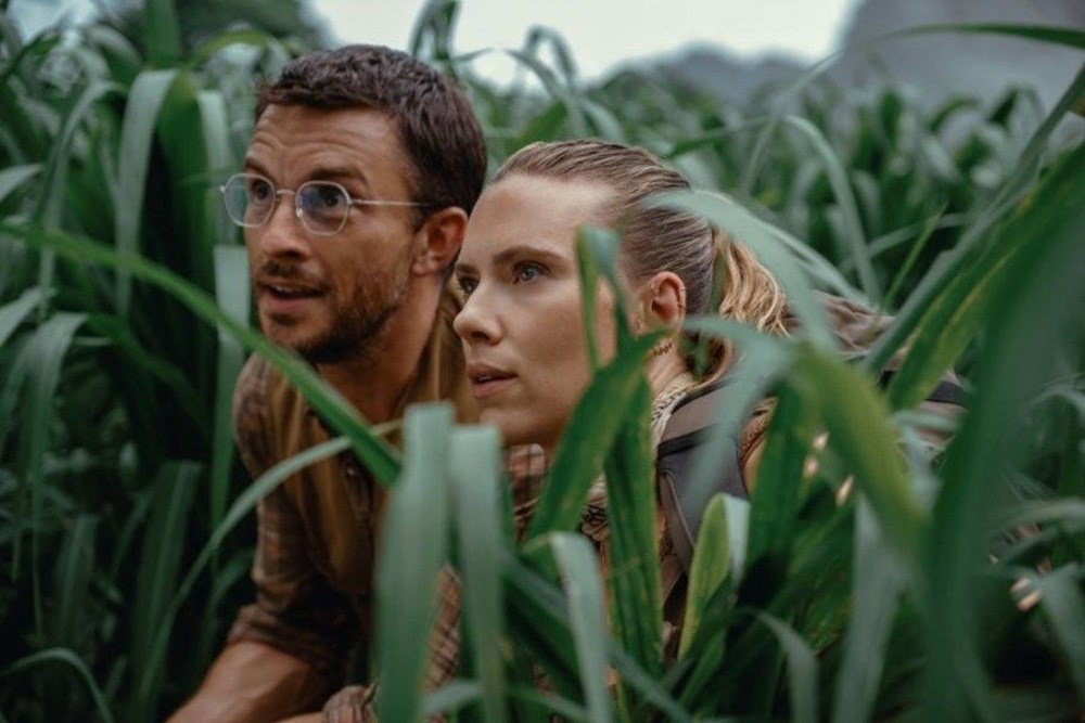 Scarlett Johansson kırmızı halının gözdesi oldu - 5