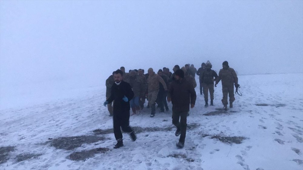 Bitlis Tatvan'da Cougar tipi helikopter düştü: 9 şehit - 3