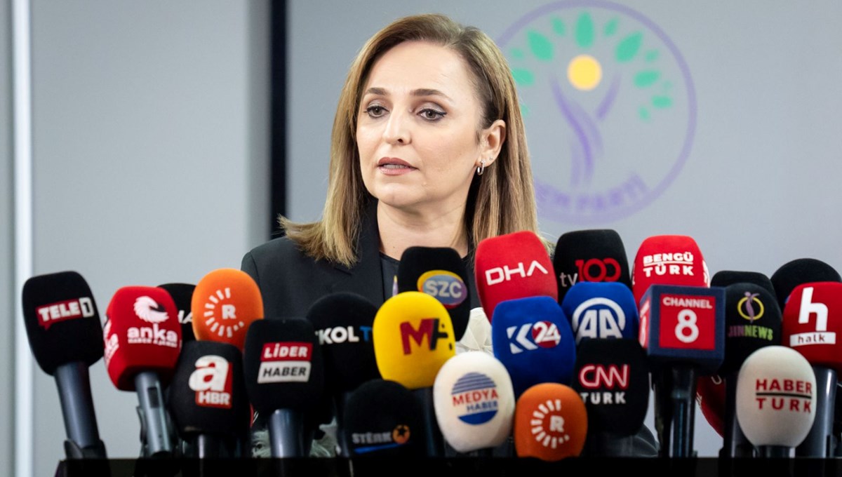 DEM Parti Sözcüsü: Yeni anayasaya ihtiyacımız var