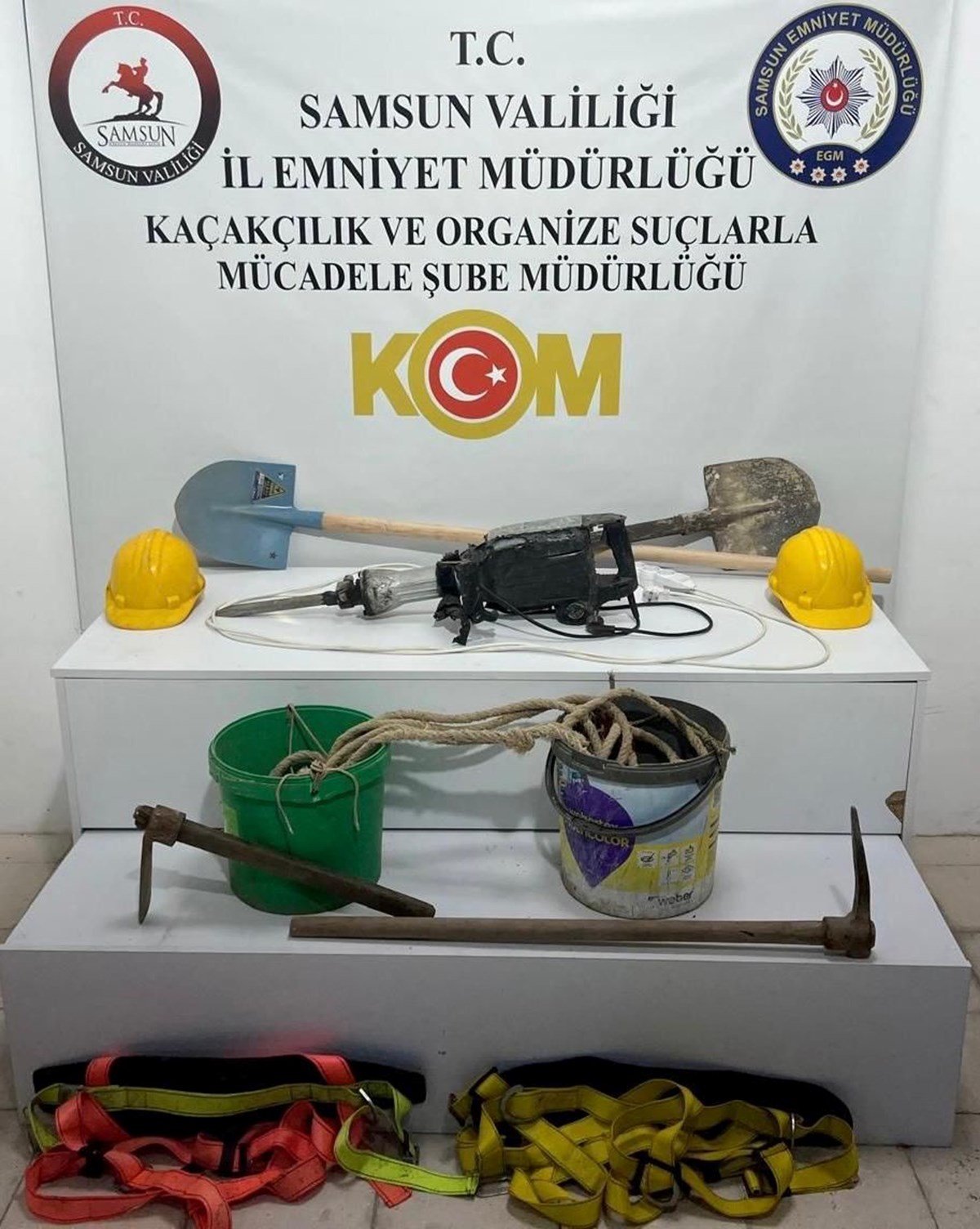 M5OkyV2jbEG7pCB6MxIBjA.jpg