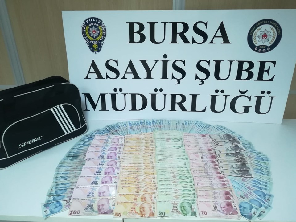 Bursa'da yasa dışı bahis borcu nedeniyle banka soyan şüpheli yakalandı - 1
