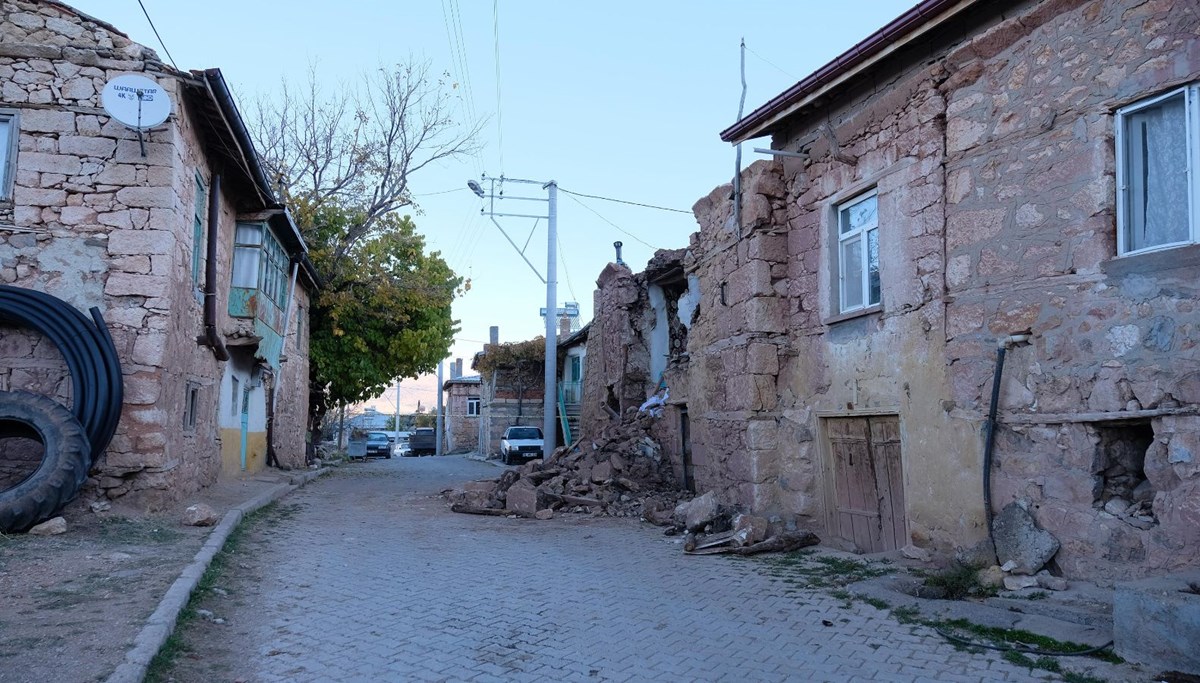 AFAD Konya'daki depremin ön değerlendirme raporunu yayımladı