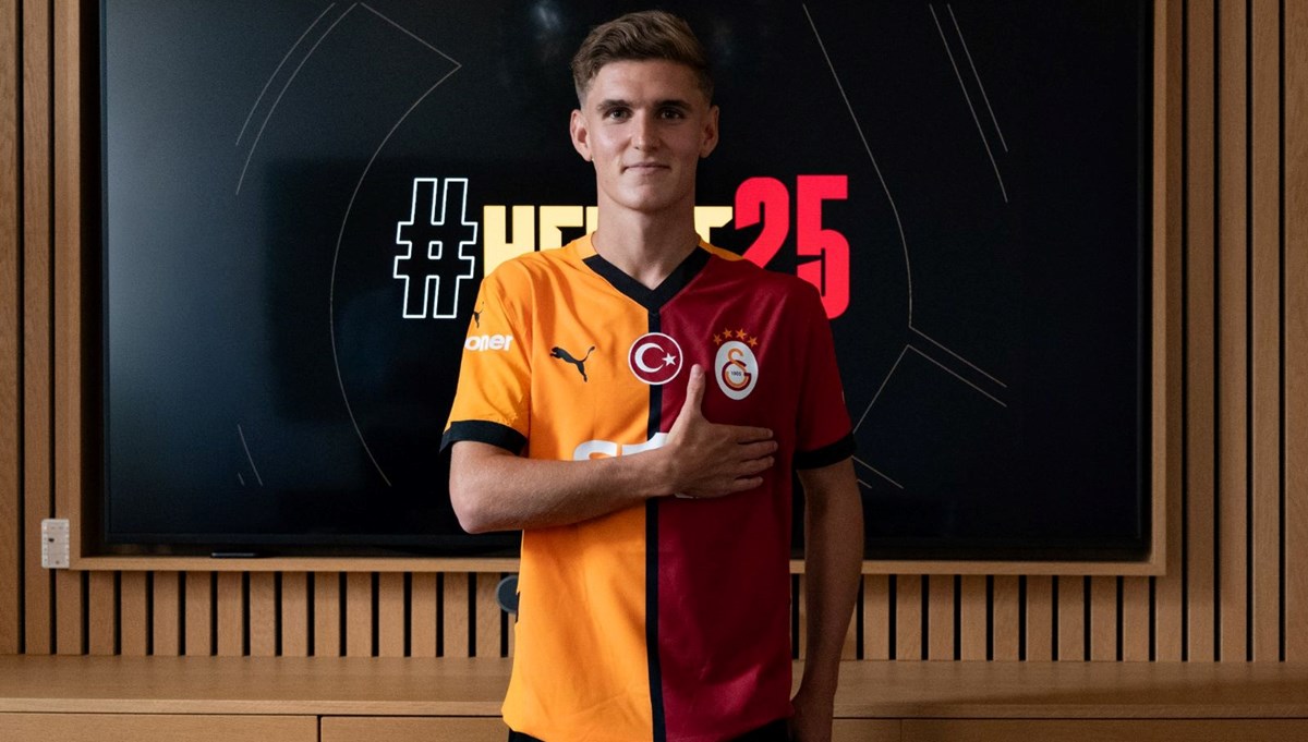Galatasaray, Elias Jelert ile 5 yıllık sözleşme imzaladı! Maliyeti açıklandı Galatasaray, Elias Jelert ile 5 yıllık sözleşme imzaladı! Maliyeti açıklandı