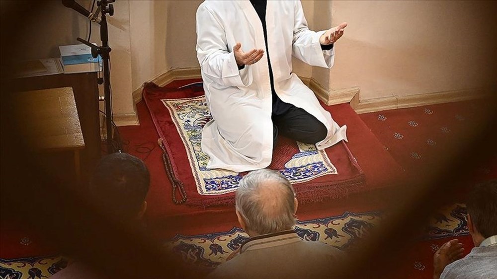 Uzun, kısa, manalı cuma bildirileri: 11 Nisan İyi Cumalar mesajı ve sözleri seçenekleri 76 M8p