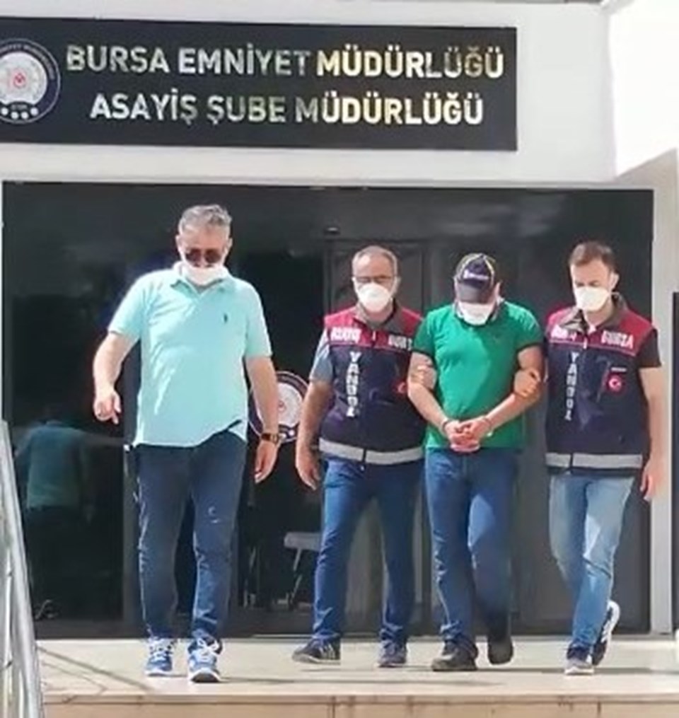 Bursa'dan kendilerini alman polisi olarak tanıtarak Almanya'daki kadını dolandırdılar - 2