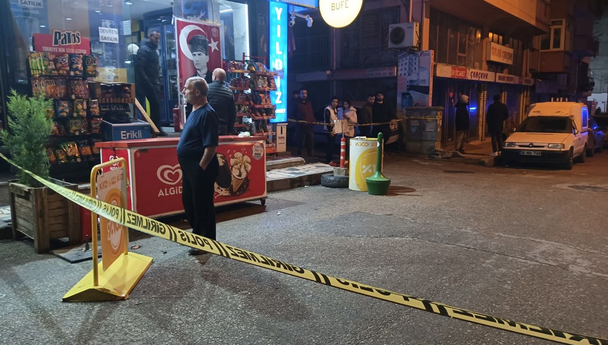 Bursa'da tekel bayi işletmecisine silahlı saldırı Bursa'da tekel bayi işletmecisine silahlı saldırı