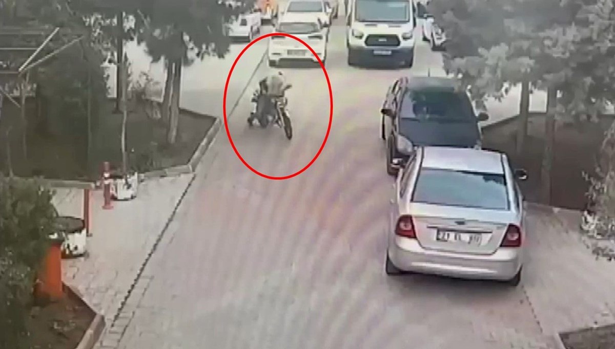 Sipariş verip kuryelerin motosikletlerini çalan şüphelilere operasyon Sipariş verip kuryelerin motosikletlerini çalan şüphelilere operasyon