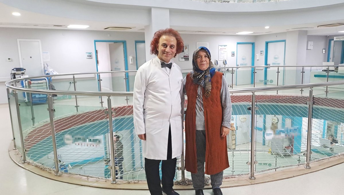 15 yıldır çektiği boyun ağrısının nedeni doktoru bile şaşırttı! Nadir görülen hastalıktan çığlık atası geliyordu 15 yıldır çektiği boyun ağrısının nedeni doktoru bile şaşırttı! Nadir görülen hastalıktan çığlık atası geliyordu