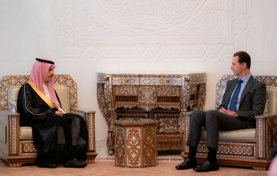 12 yıl sonra ilk ziyaret: Suudi Arabistan Dışişleri Bakanı Şam'da Esad'la görüştü - 1