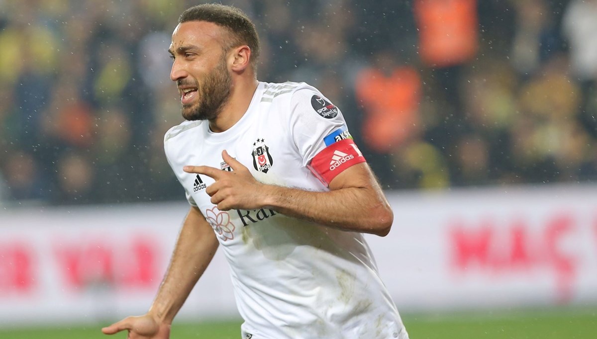Beşiktaş'ın golcüsü Cenk Tosun 