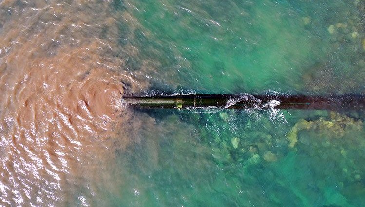 Didim'de kirli suyun arıtılmadan denize boşaltıldığı ihbarına inceleme