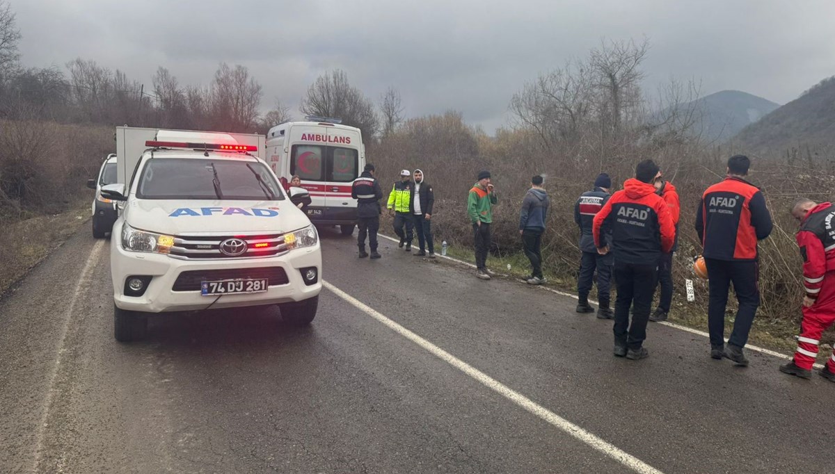 Otomobil şarampole uçtu: 2 yaralı