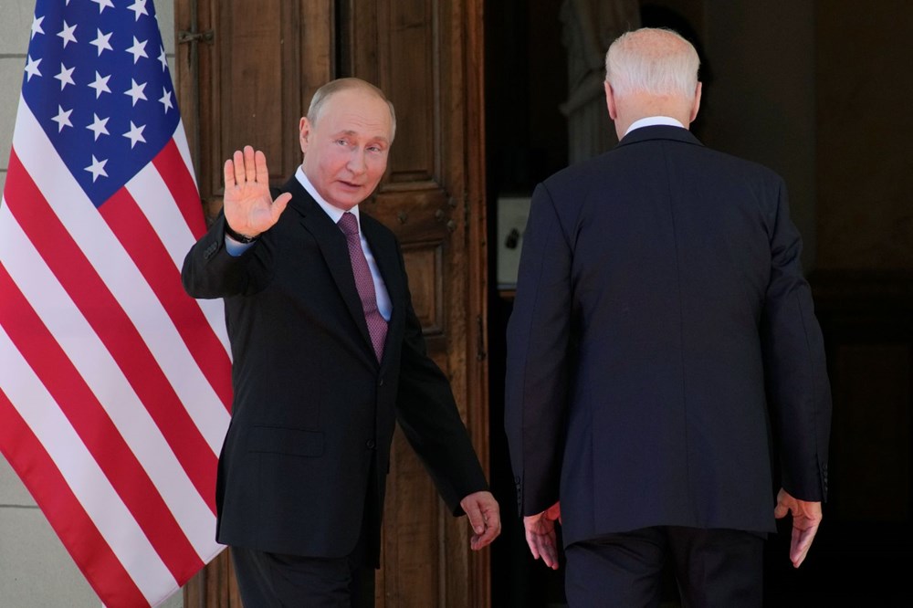 ABD Başkanı Biden ve Rus Devlet Başkanı Putin'in görüşmesi başladı: Zirveden kareler - 8