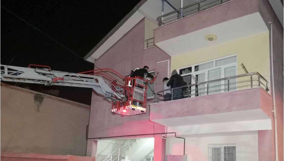 Kiracı, ev sahibinin evini soyarken yakalandı
