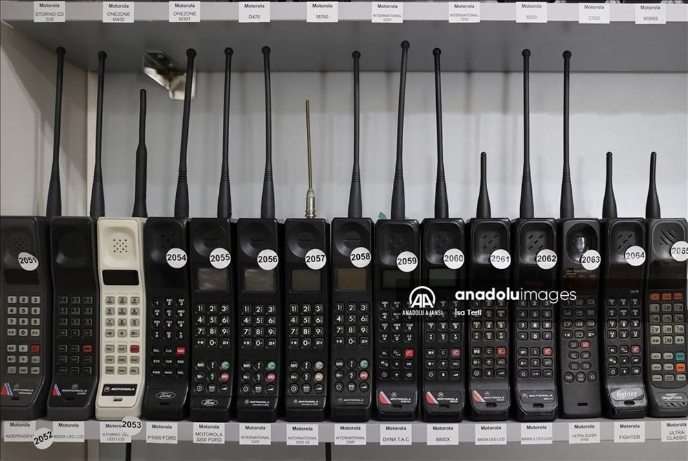 Dünyada satılan ilk cep telefonunun fiyatı ve Apple Vision Pro örneği - 2