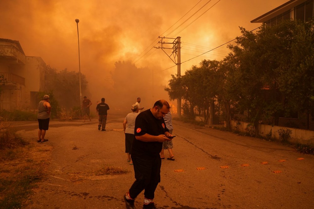 Türkiye'nin ciğerleri yanıyor: İşte yangınlarda son durum - 6