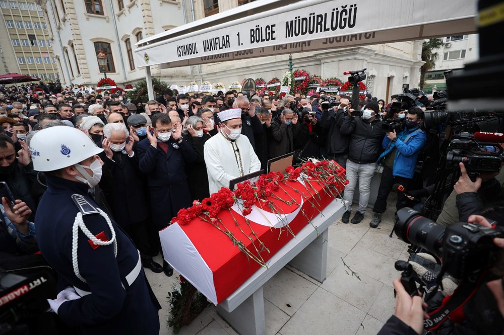Usta oyuncu Fatma Girik son yolculuğuna uğurlandı - 34