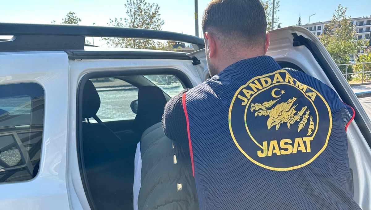 Daltonlar çetesine operasyonu: 3 şüpheli tutuklandı Daltonlar çetesine operasyonu: 3 şüpheli tutuklandı