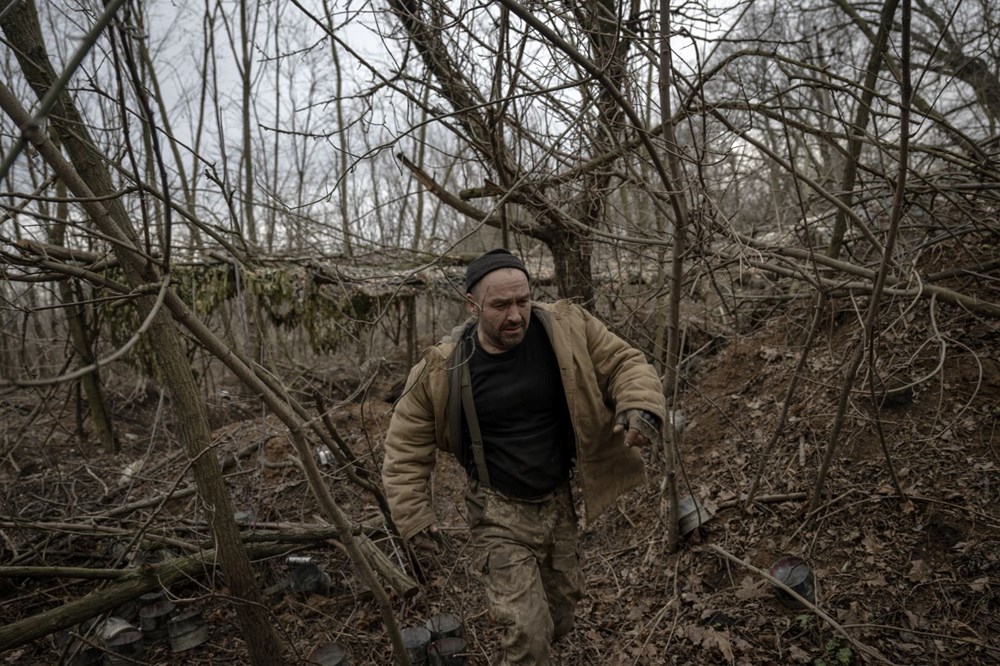 Ukrayna'da cephe hattında yılbaşında çatışmalar aralıksız sürdü - 5