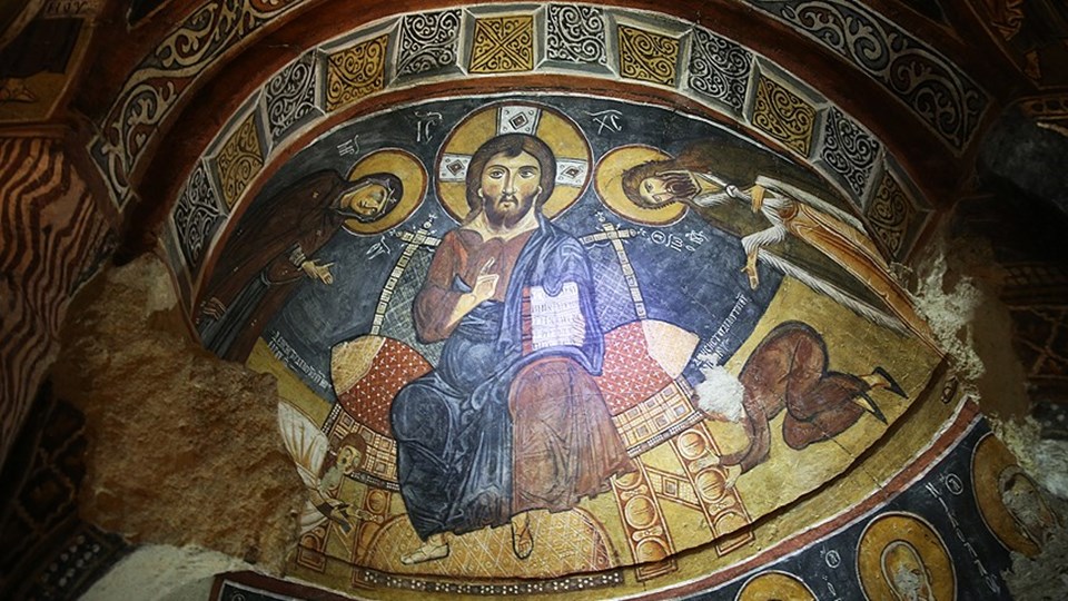 Kapadokya'daki bin yıllık fresklere özel koruma - 1