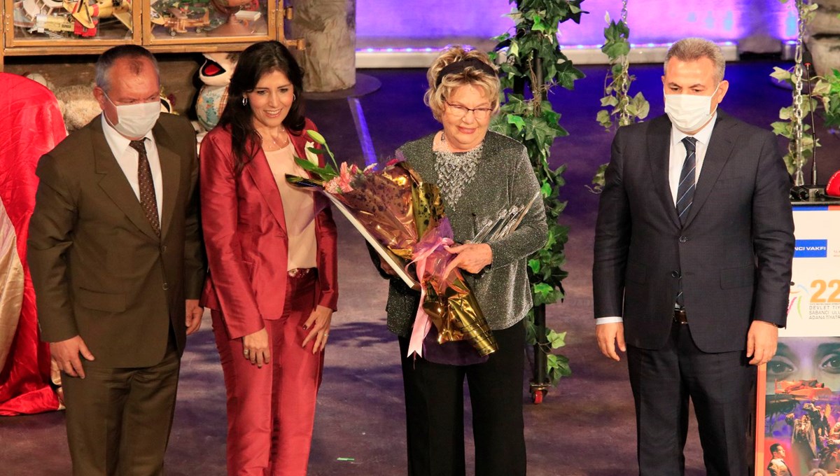 22. Adana Tiyatro Festivali başladı