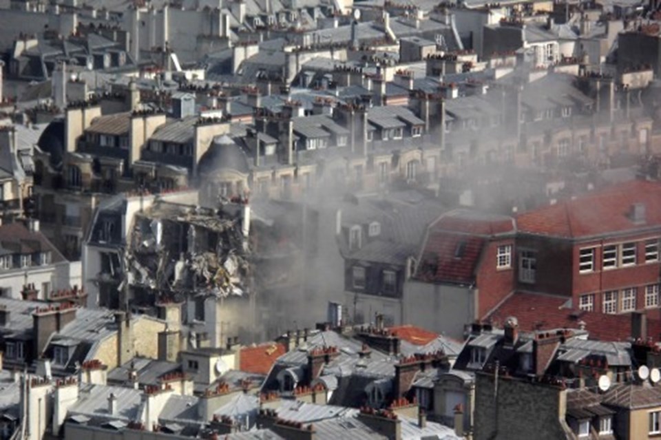 Paris'te doğalgaz patlaması: 5 yaralı - 1