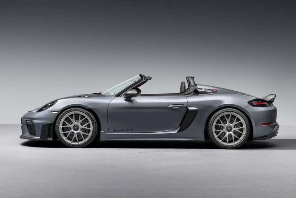 Porsche 718 Spyder RS resmen tanıtıldı - 6