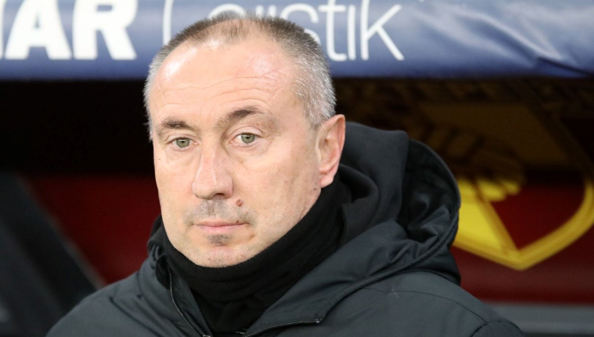 Göztepe, Stanimir Stoilov sonrası Süper Lig hesapları yapıyor Göztepe, Stanimir Stoilov sonrası Süper Lig hesapları yapıyor