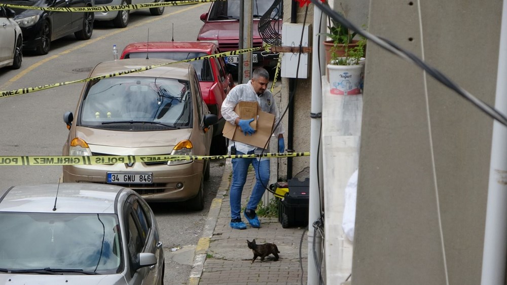 İstanbul'da korkunç olay! Çöp konteynerinde ceset bulundu - 3