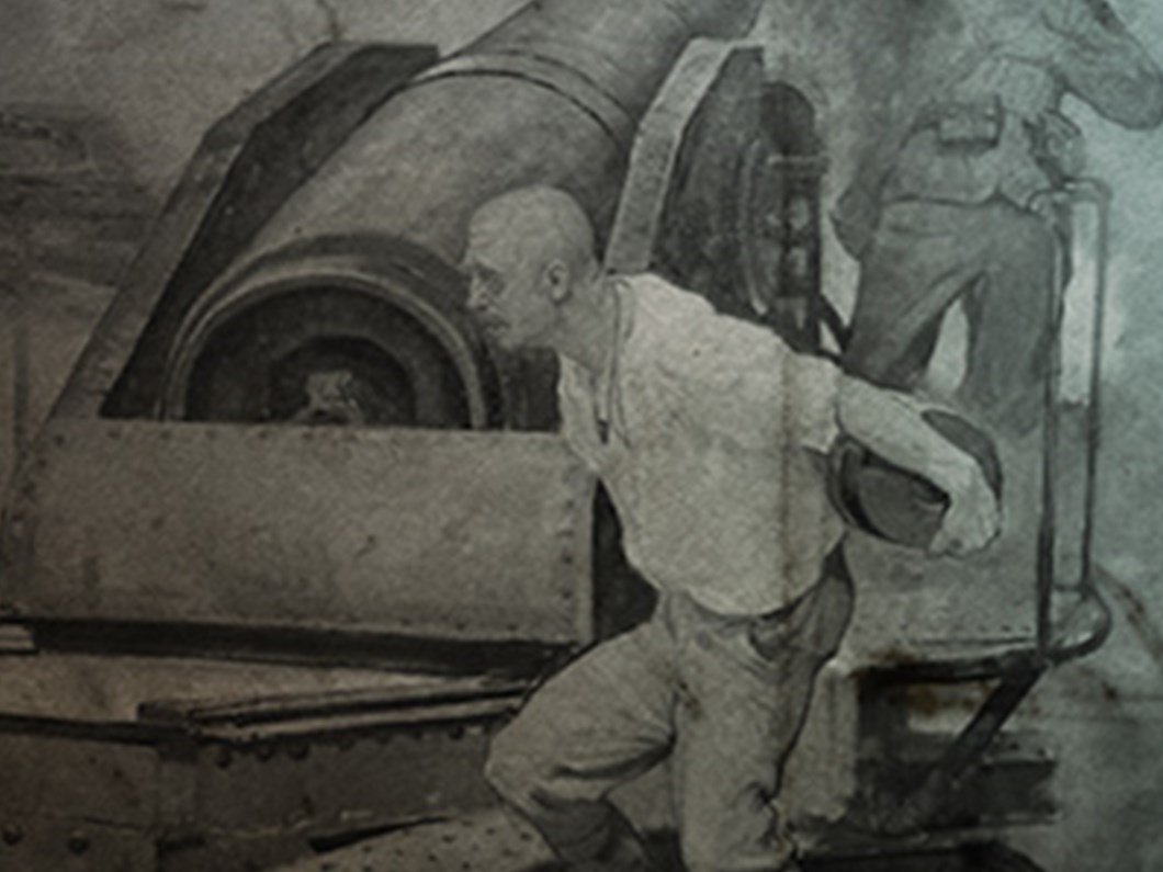 200 kiloluk mermiyi 3 kez kaldirdi