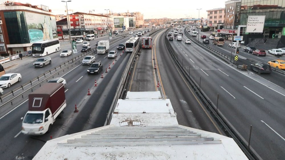 Beşyol metrobüs durağında 45 gün sürecek yenileme çalışması - 4