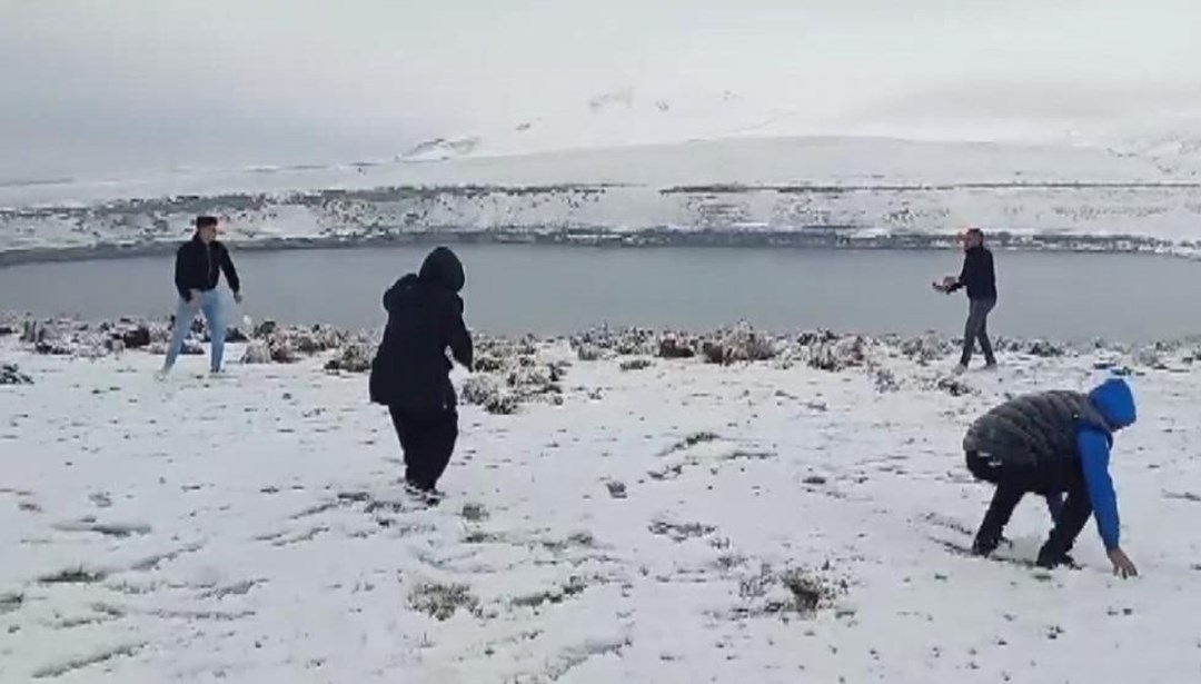 Konya'da nisan ayında kar sürprizi