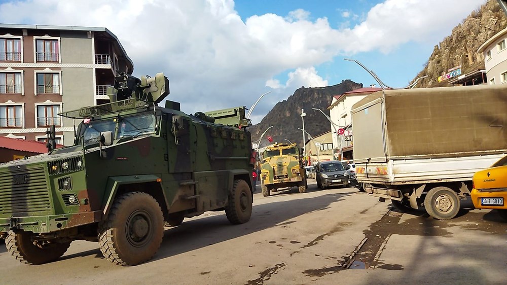 Hakkari sınırına askeri sevkiyat - 2