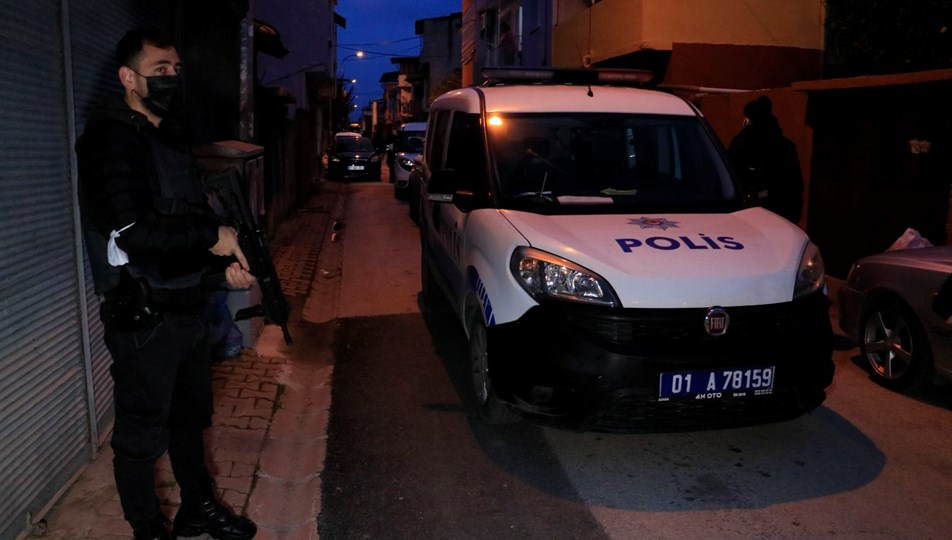 Adana’da drone destekli torbacı operasyonu