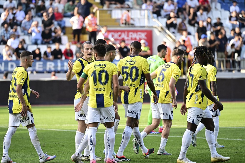 Süper Lig'de derbi zamanı: Fenerbahçe ve Galatasaray karşı karşıya geliyor (Muhtemel 11) - 4