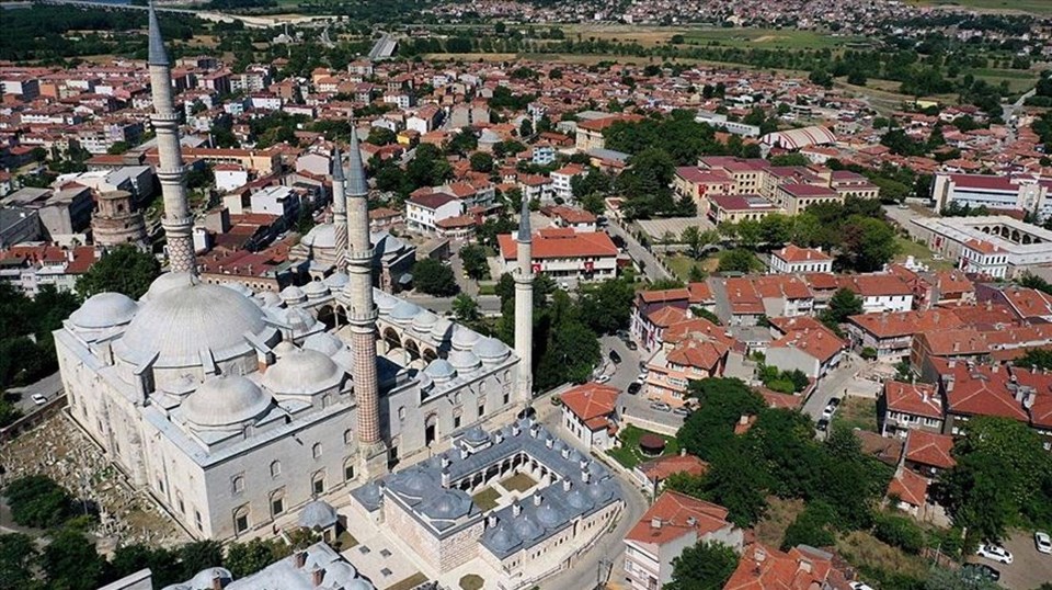 Fatih'in eğitim aldığı Saatli Medrese müze olacak - 1