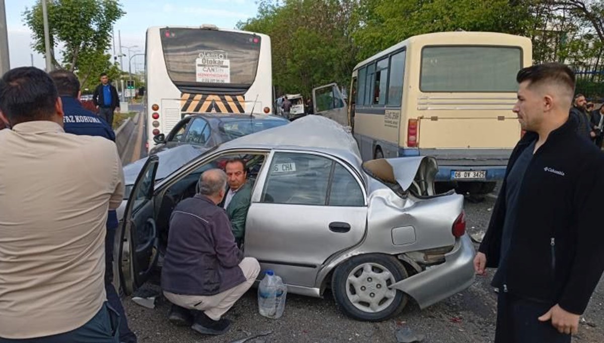 Başkentte trafik kazası: 14 yaralı Başkentte trafik kazası: 14 yaralı