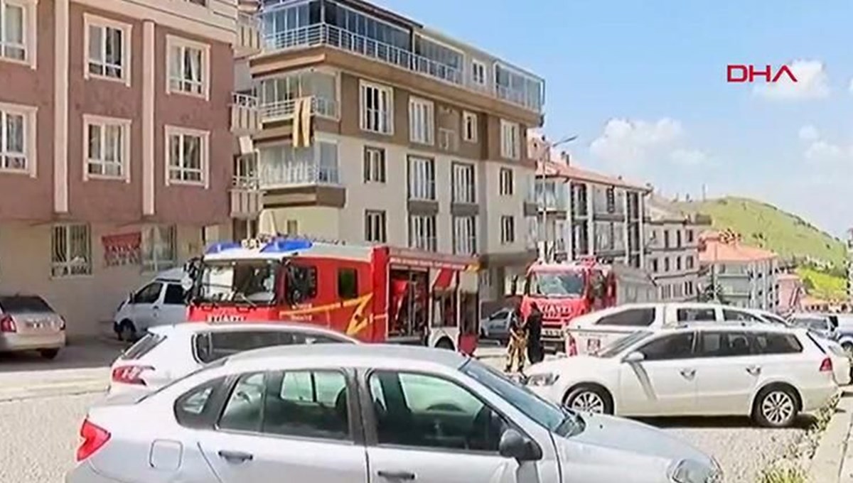 Ankara'da iki kişi böcek ilacından zehirlenerek hayatını kaybetti Ankara'da iki kişi böcek ilacından zehirlenerek hayatını kaybetti